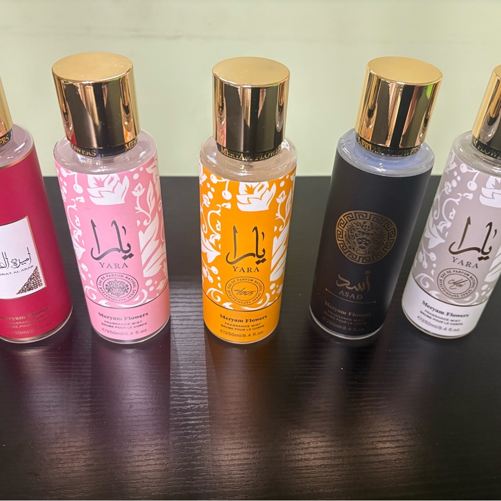 Yara this is a set of 5 Body Oil